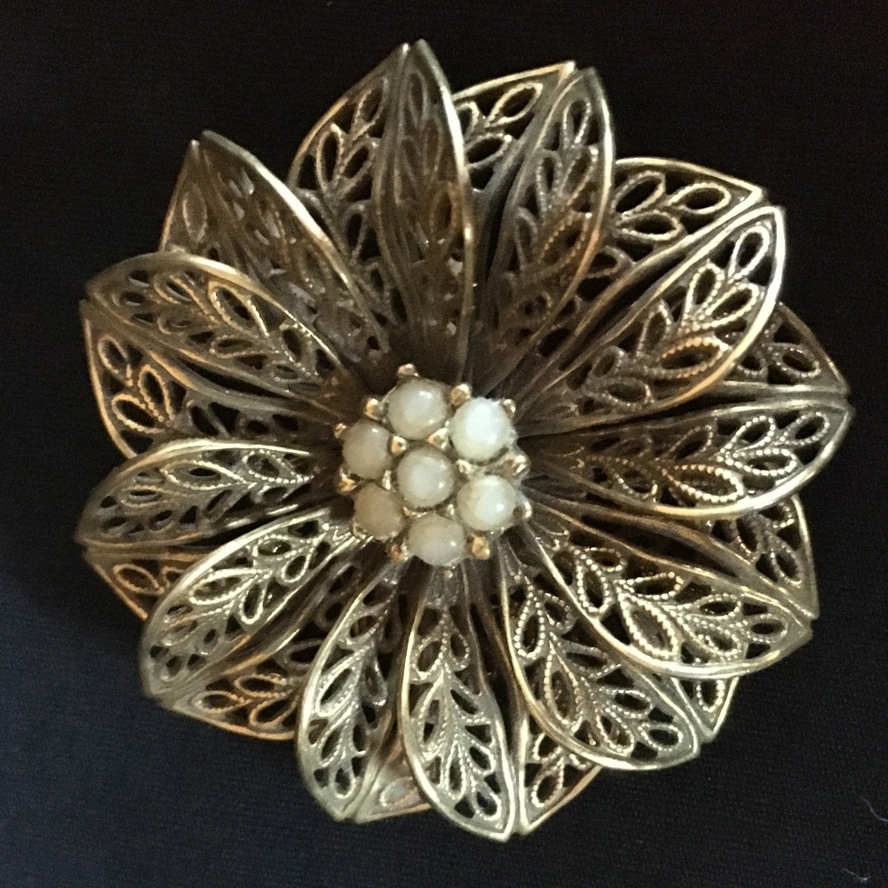 Vintage Floral Brooch Pin